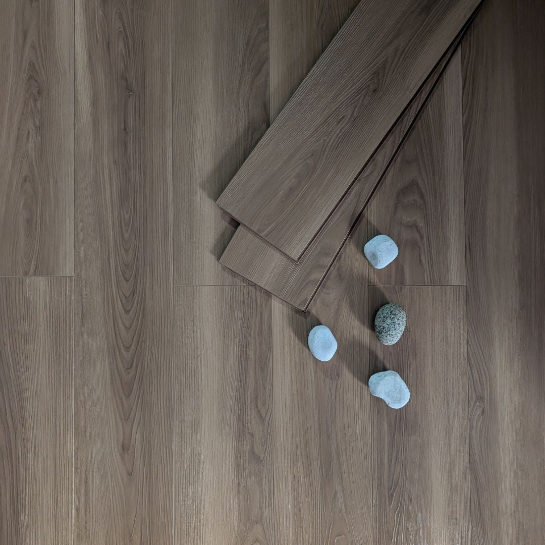 SWISS RUSTIC CHESTNUT